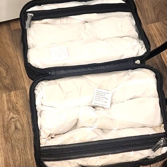 Steve Madden Block Logo Weekender Cosmetic Case - Picture 7 of 10